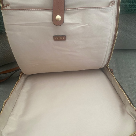 Calpak Kaya Laptop Bag - Picture 4 of 7